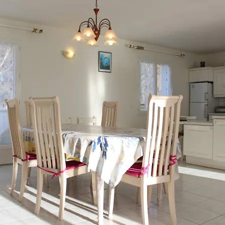 Tatil Evi Maison De 4 Pieces Avec Jardin Clos, Proche Port Et - 6 Couchages A - Fr-1-246a-171 Saint-Pierre-d'Oleron